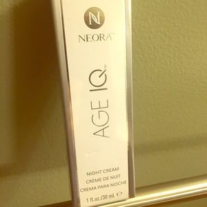 Neora Age IQ Night Cream